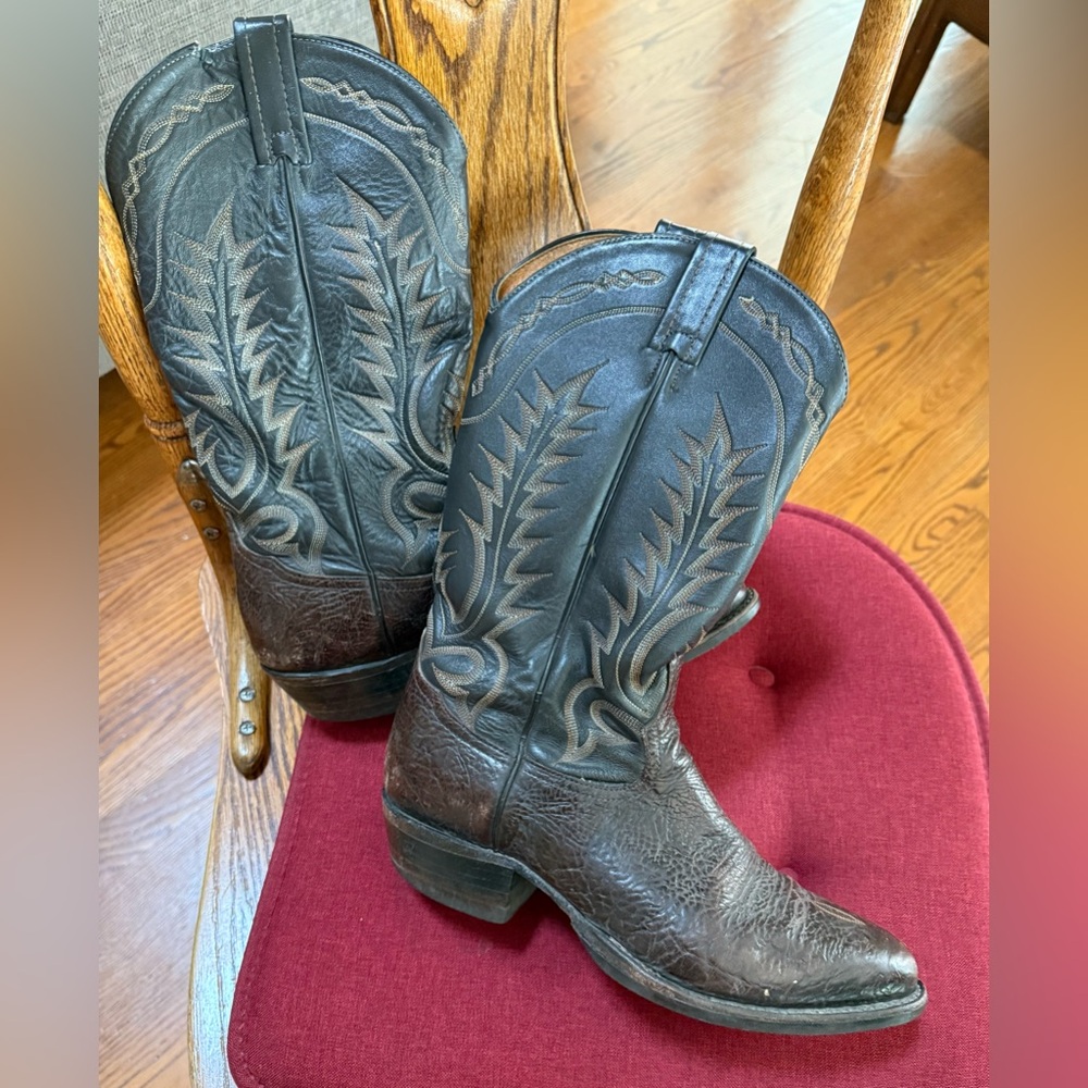 TONY LAMA Brown Boots  Size 9 1/2